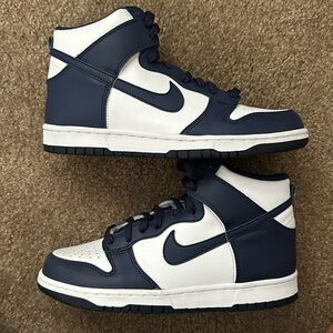 Brand new never worn Nike Dunk High